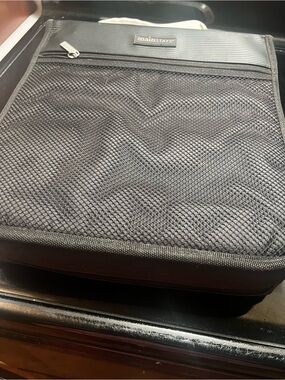 Mainstays Black cd carrier with 93 cds